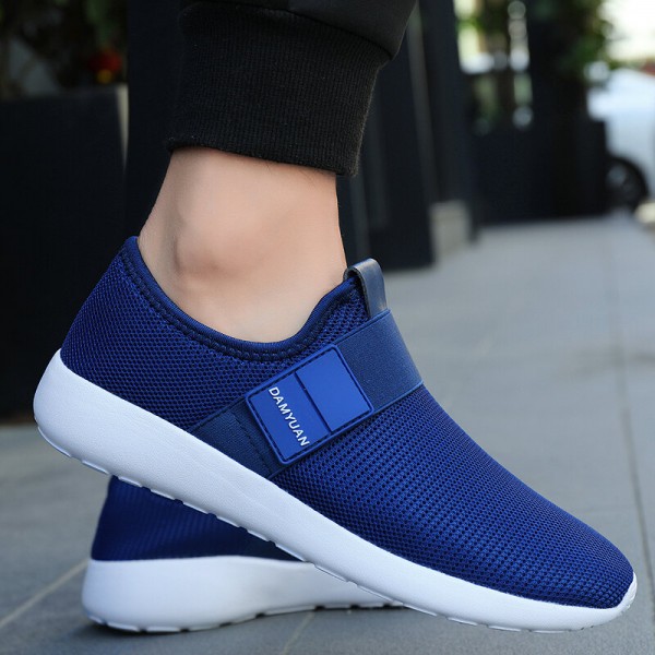 Men Casual Mesh Sneakers Breathable Light Weight Sneakers 