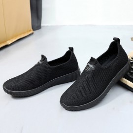 Men Breathable Fabric Non Slip Comfy Sole Slip On Old Peking Casual Shoes